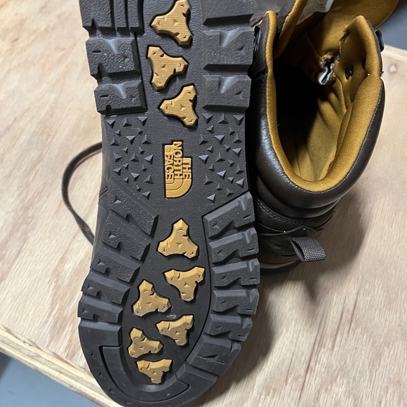 Back to Berkeley Leather Boots - Picture 7 of 8